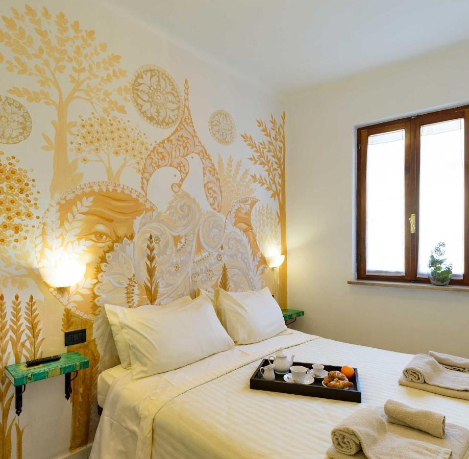 Hotel San Francesco E Il Lupo غوبيو المظهر الخارجي الصورة