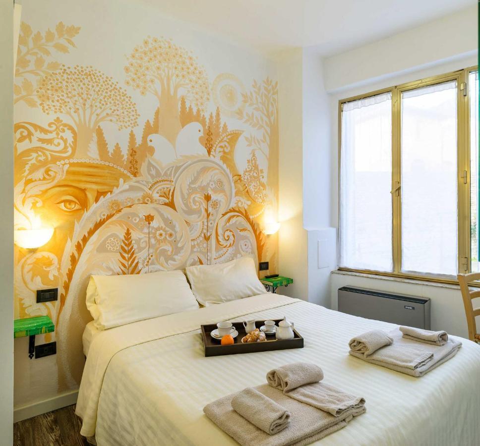 Hotel San Francesco E Il Lupo غوبيو المظهر الخارجي الصورة