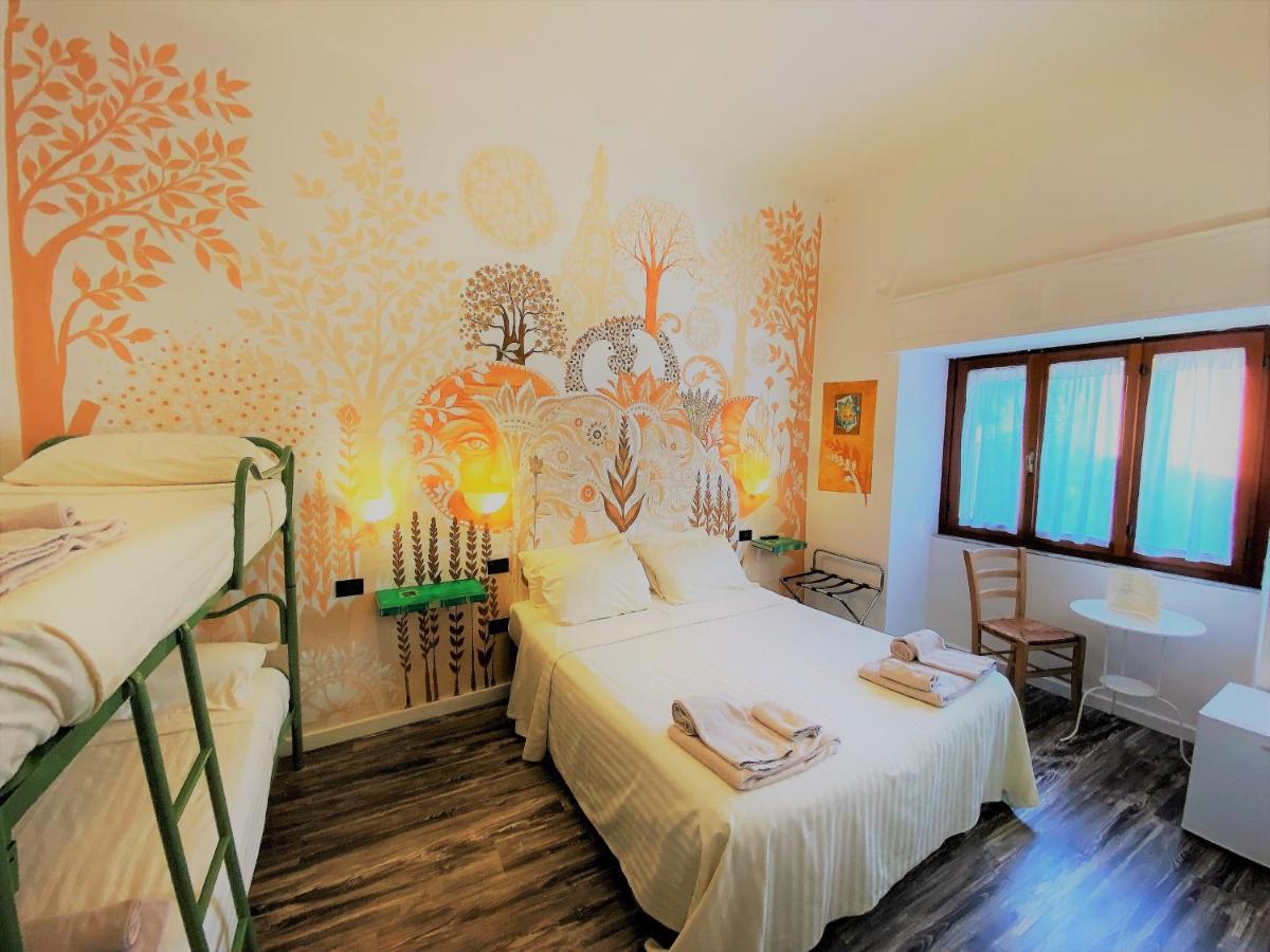 Hotel San Francesco E Il Lupo غوبيو المظهر الخارجي الصورة