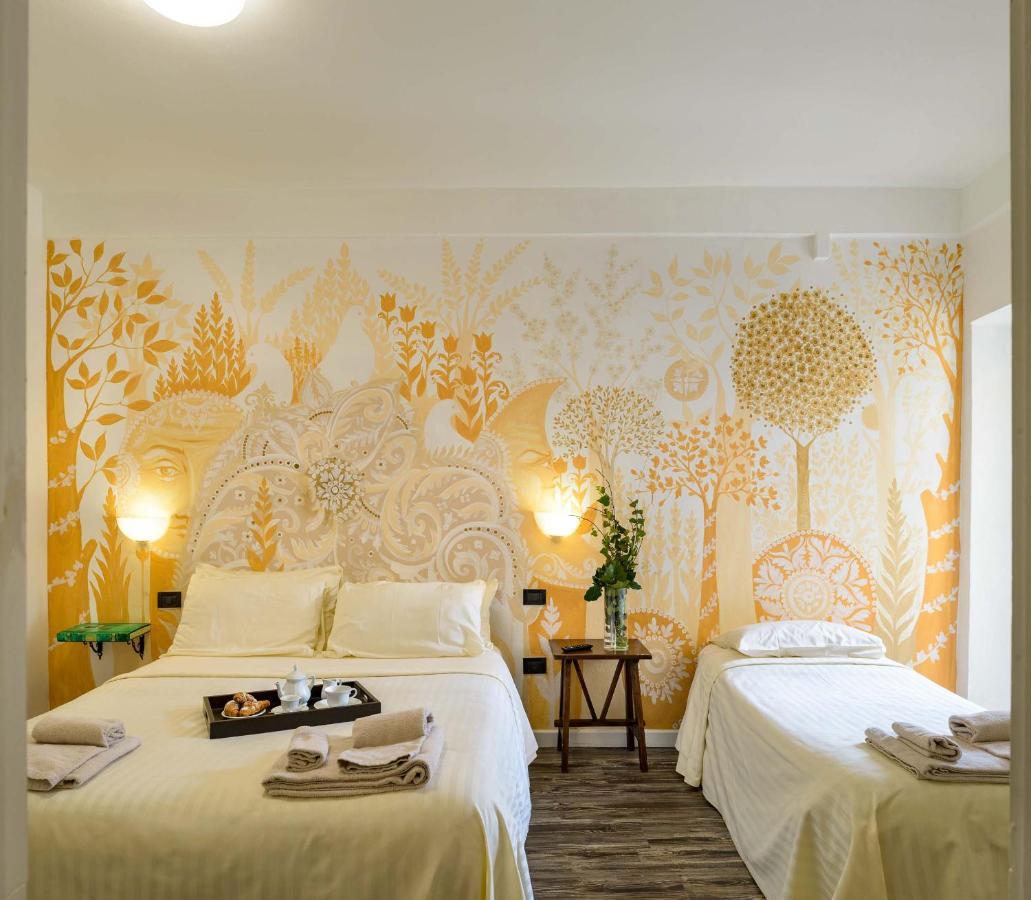 Hotel San Francesco E Il Lupo غوبيو المظهر الخارجي الصورة