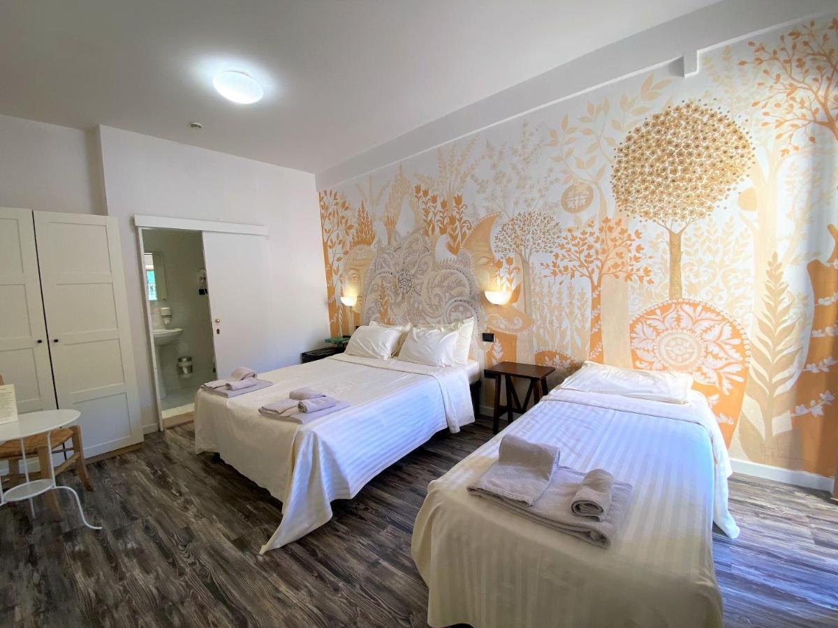 Hotel San Francesco E Il Lupo غوبيو المظهر الخارجي الصورة
