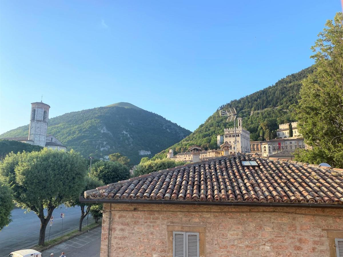 Hotel San Francesco E Il Lupo غوبيو المظهر الخارجي الصورة