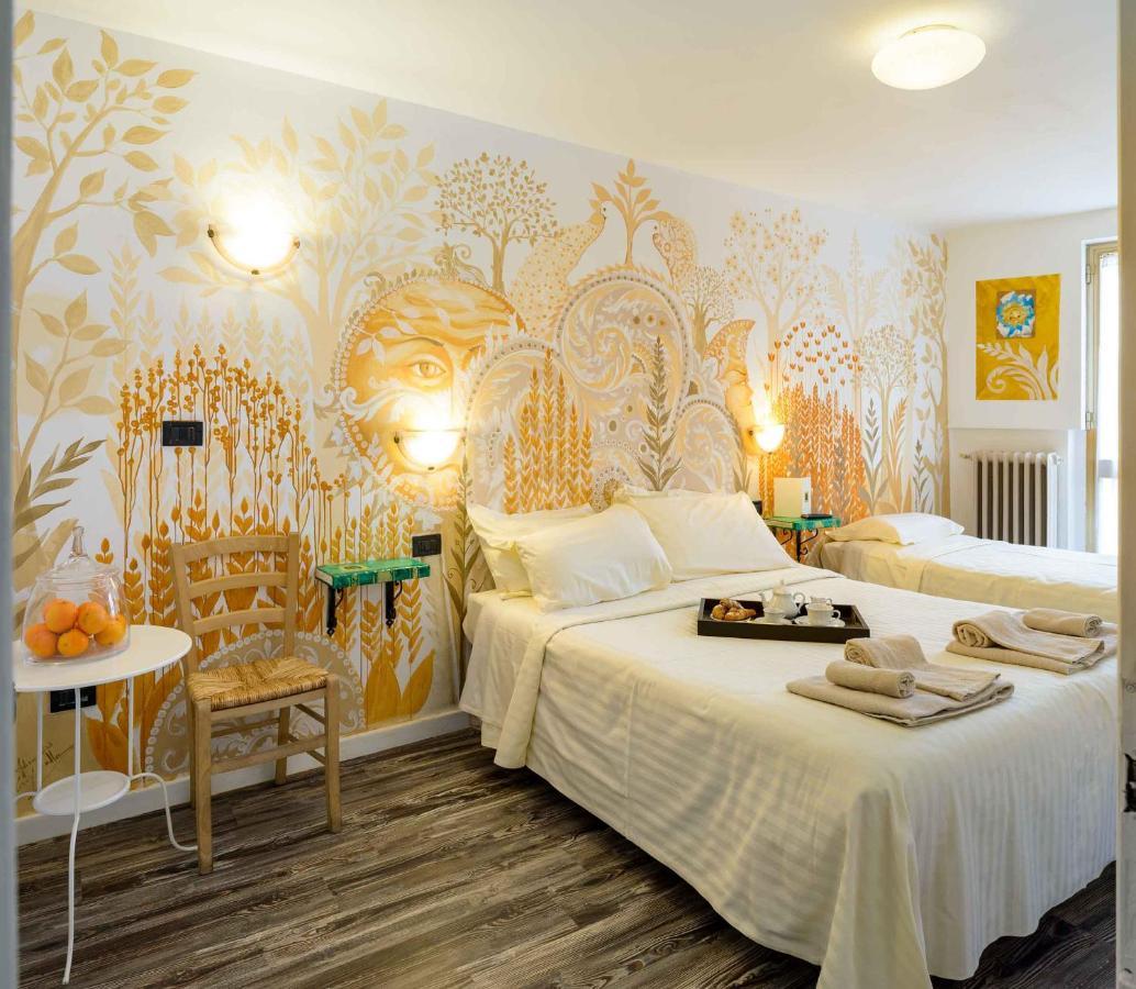 Hotel San Francesco E Il Lupo غوبيو المظهر الخارجي الصورة