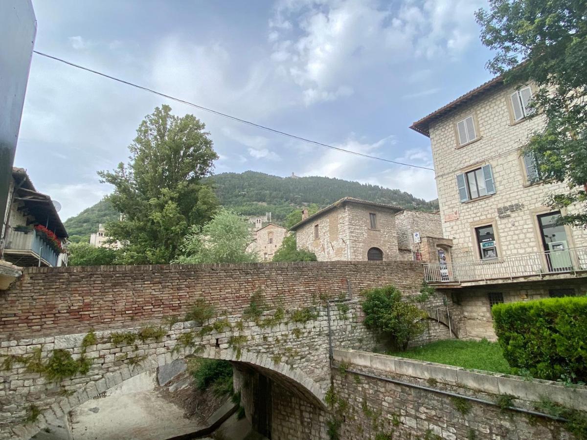 Hotel San Francesco E Il Lupo غوبيو المظهر الخارجي الصورة